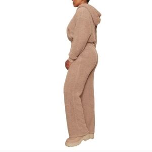 SKIMS Sherpa Teddy Lounge Track Pants in Desert